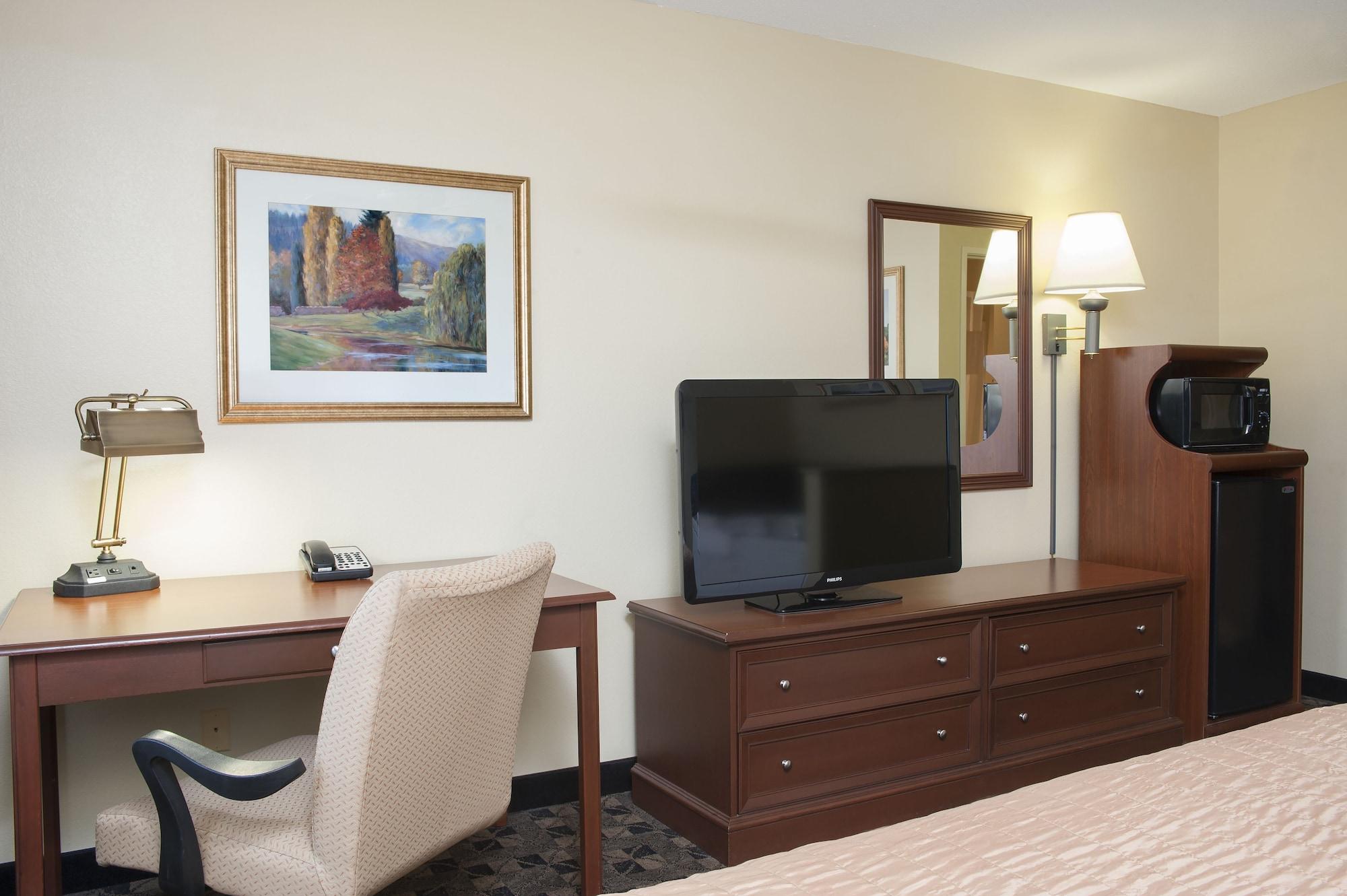 Baymont By Wyndham Mt. Pleasant Hotel Mount Pleasant Ngoại thất bức ảnh