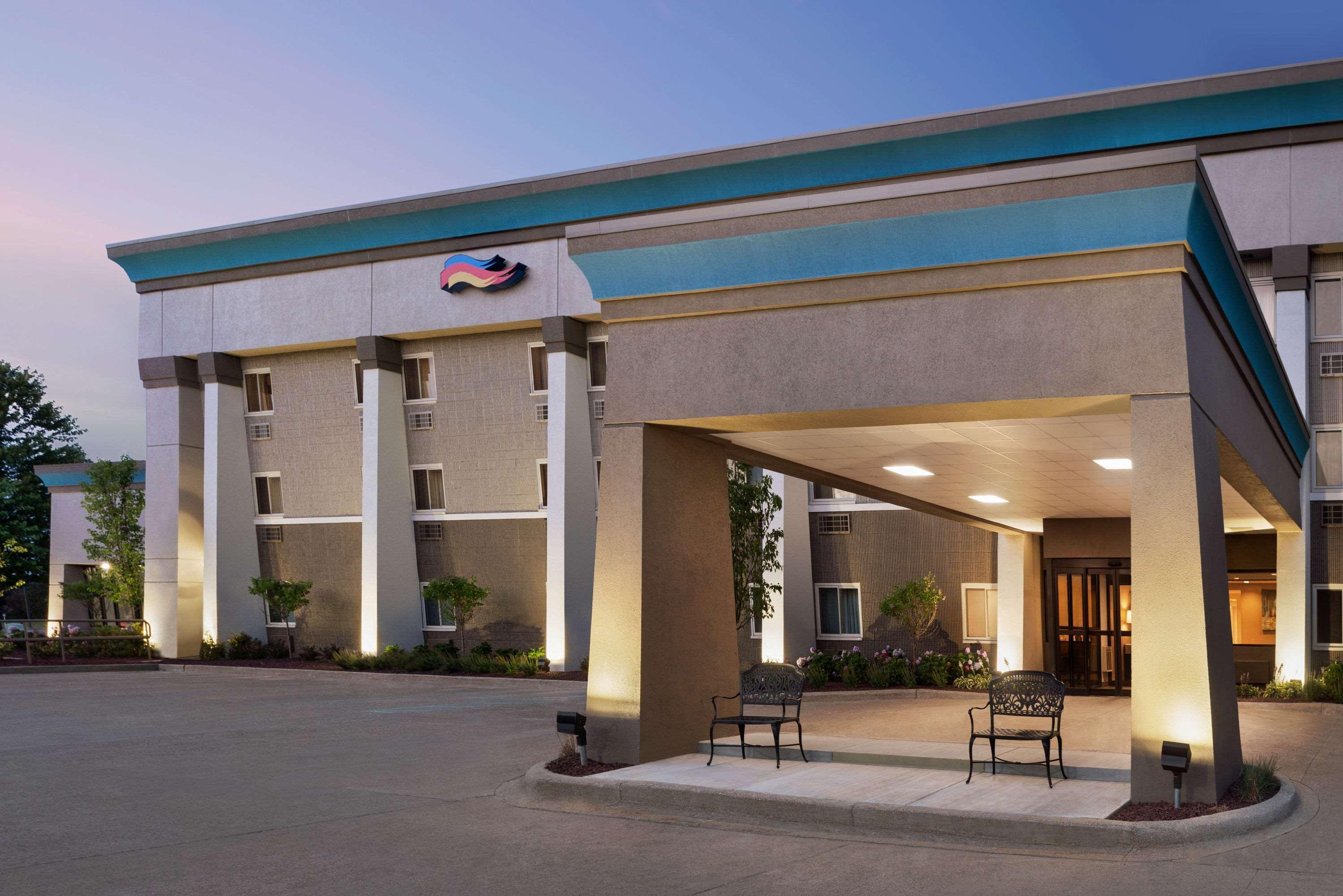 Baymont By Wyndham Mt. Pleasant Hotel Mount Pleasant Ngoại thất bức ảnh
